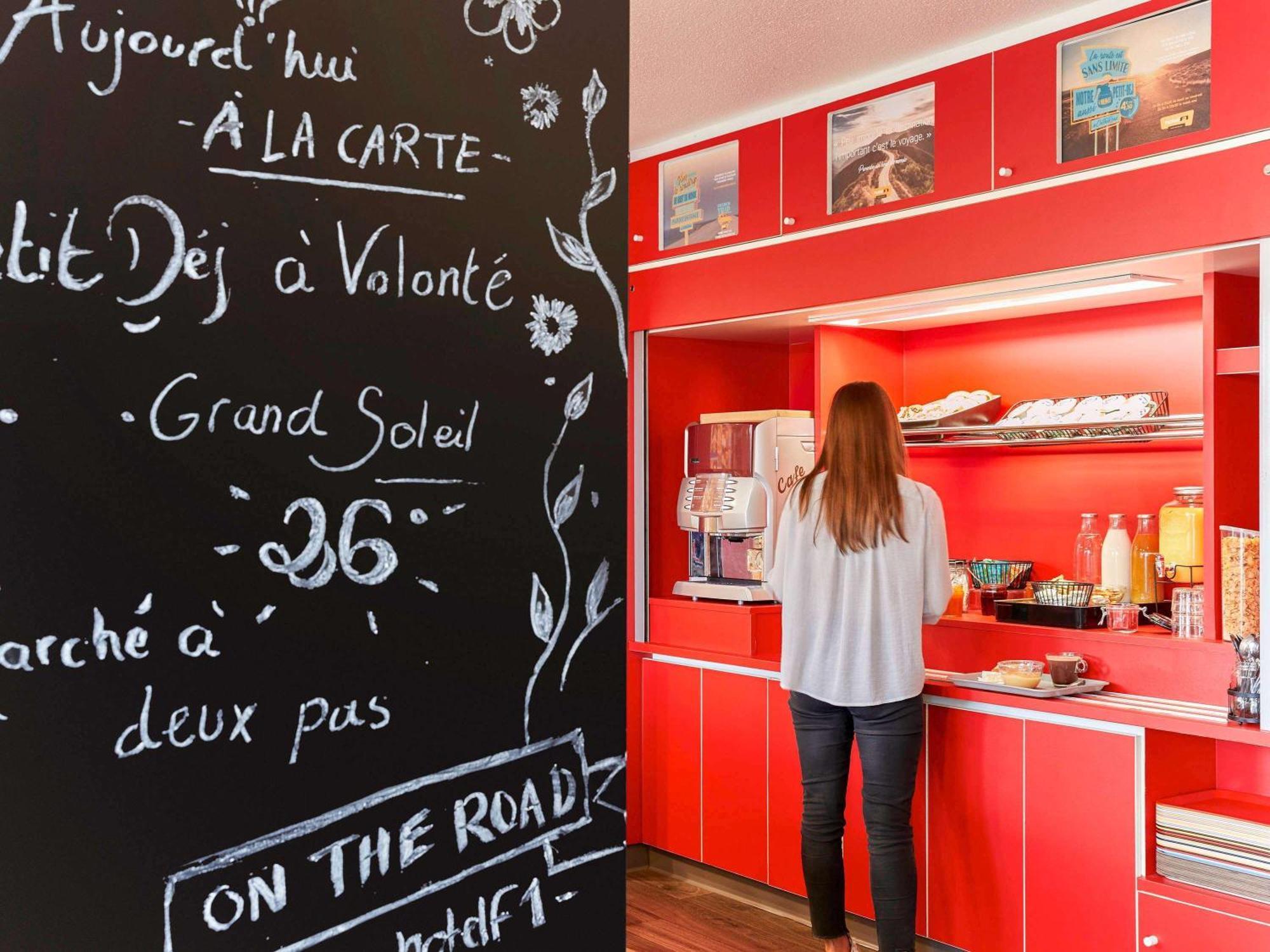 Hotel Hotelf1 Annemasse Renove